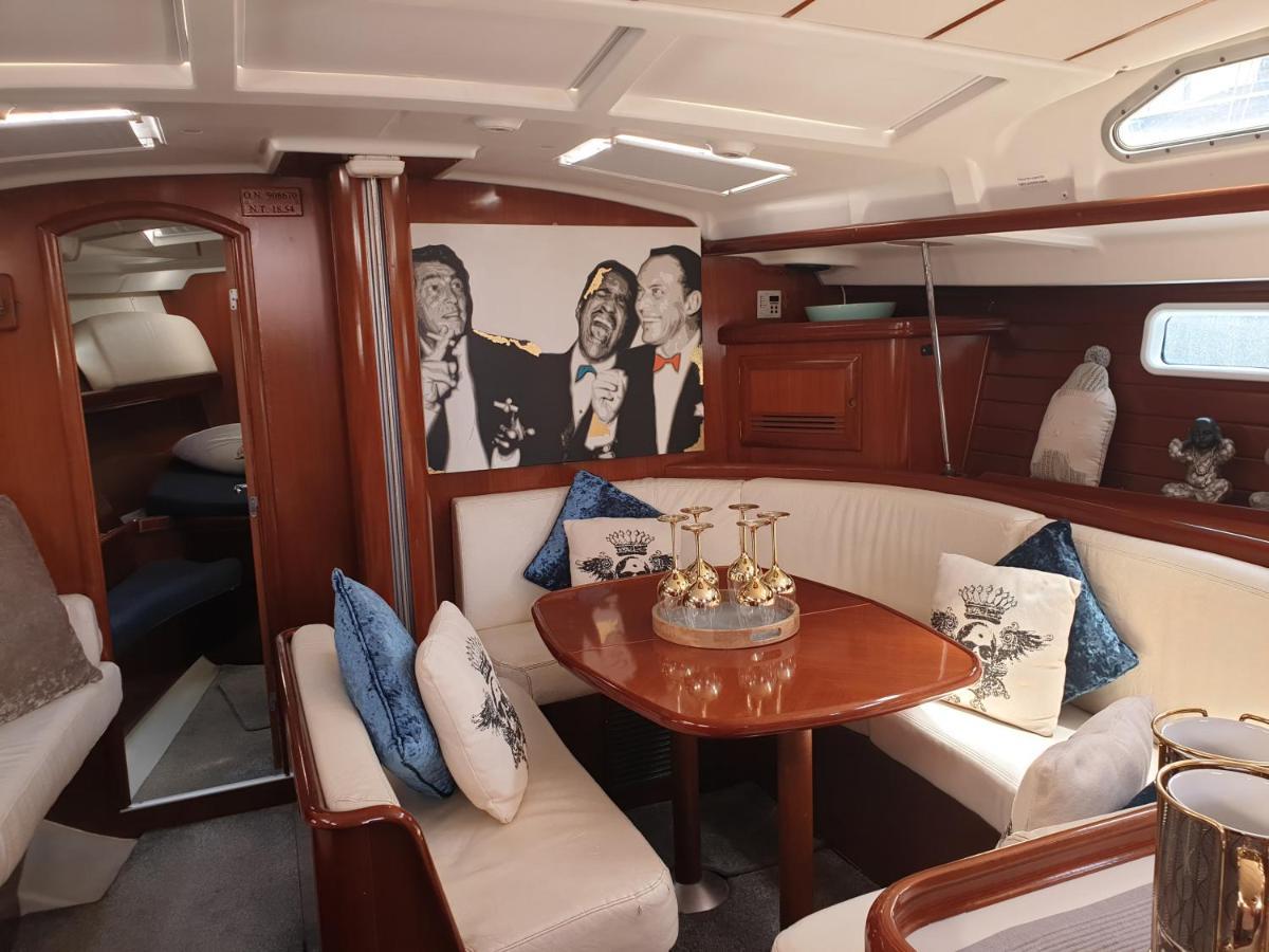 Luxury Yacht Stay "White Dove" Sleeps 6 Gibilterra Esterno foto