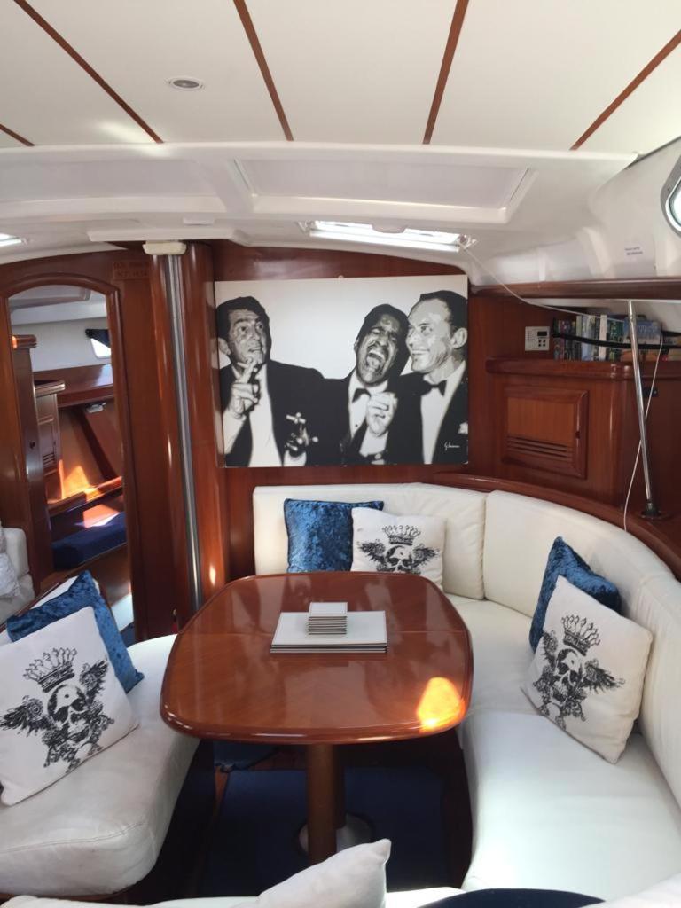 Luxury Yacht Stay "White Dove" Sleeps 6 Gibilterra Esterno foto