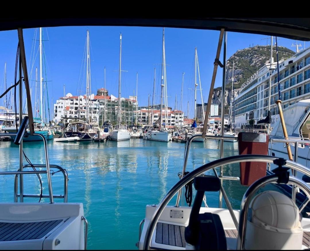 Luxury Yacht Stay "White Dove" Sleeps 6 Gibilterra Esterno foto